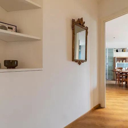 Apartment Sunny Piramide Rome
